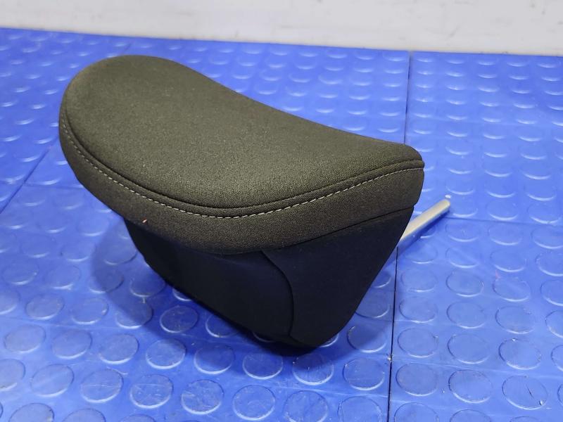 2025 Kia K4 Headrest