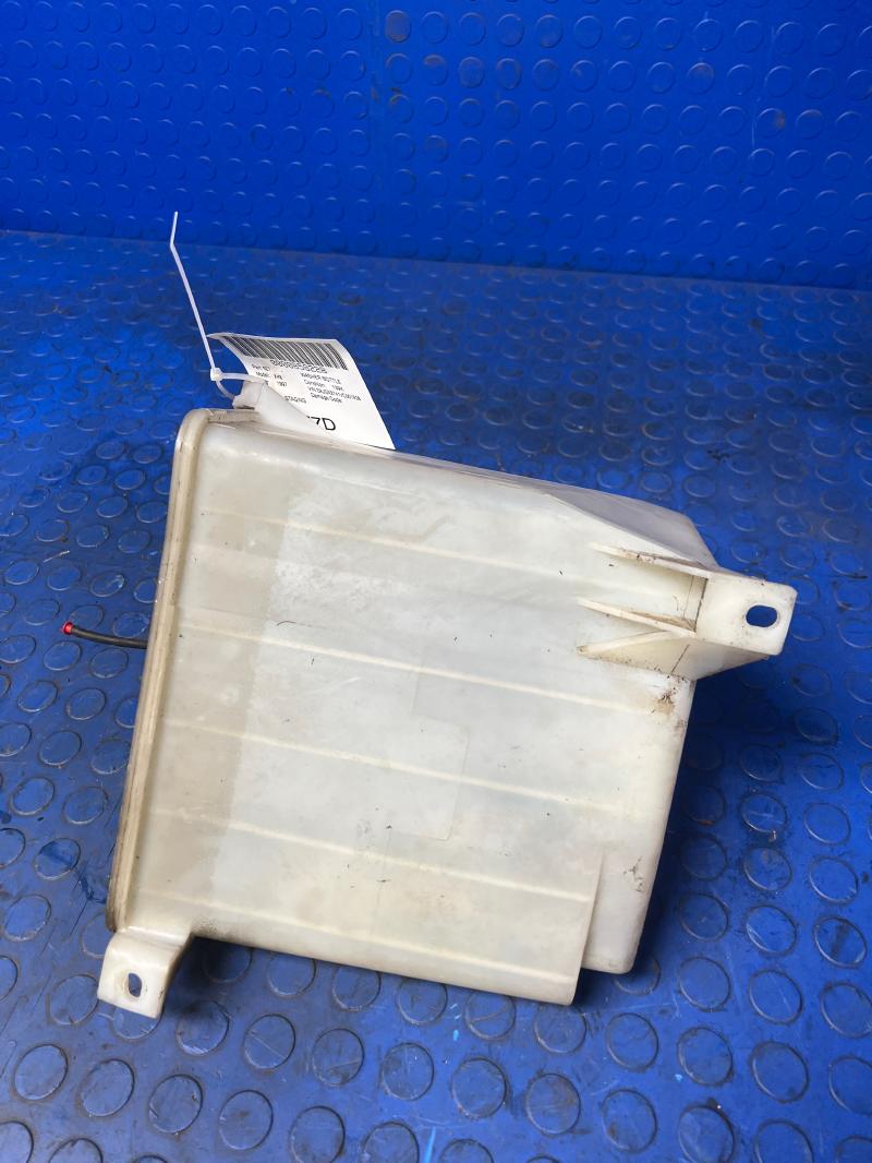 1997 - 2006 Jaguar XK8 Washer Fluid Reservoir w/o HLP Washers OEM JLM20695