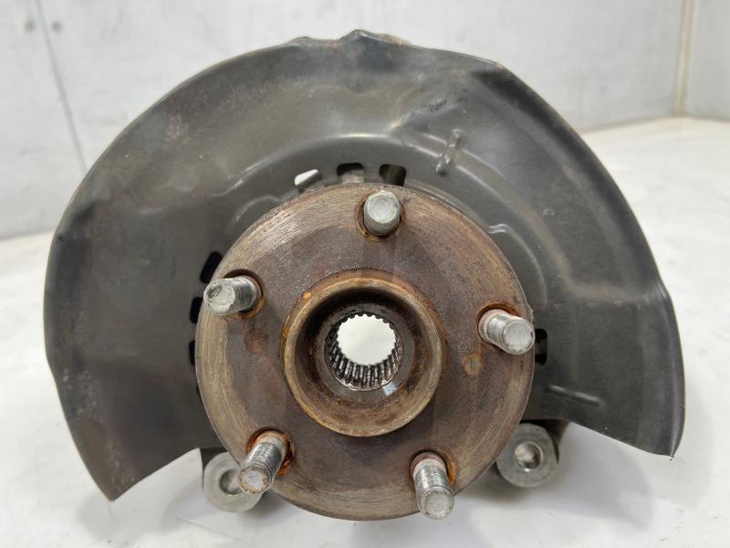 2013 Toyota Prius Spindle Knuckle Front