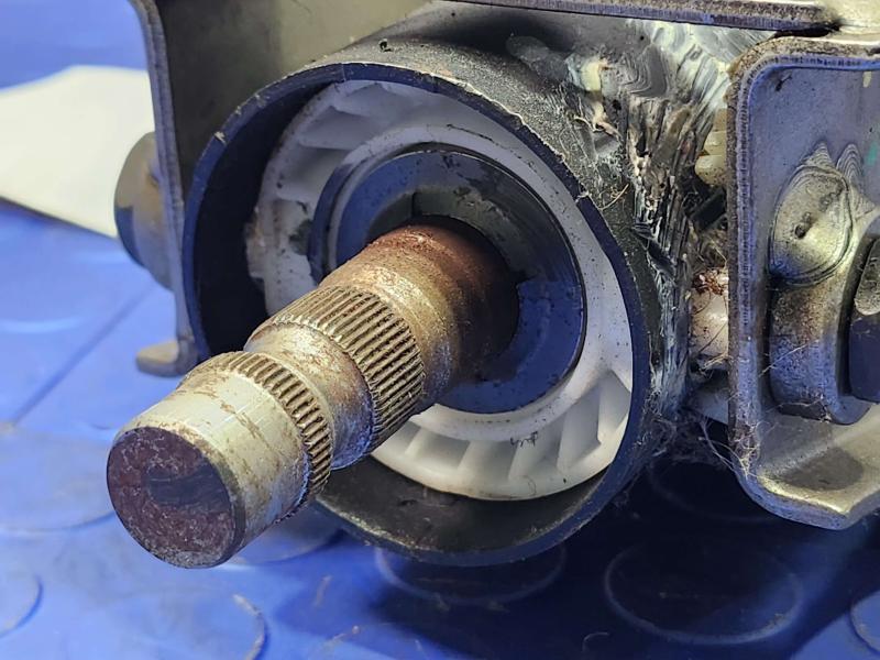 2015 Chevrolet Camaro Steering Column
