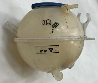 2013 Volkswagen Passat Coolant Recovery Bottle