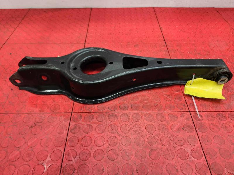 2016 Kia Optima Lower Control Arm Rr
