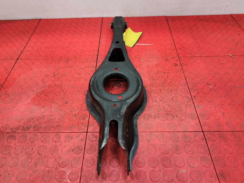 2016 Kia Optima Lower Control Arm Rr
