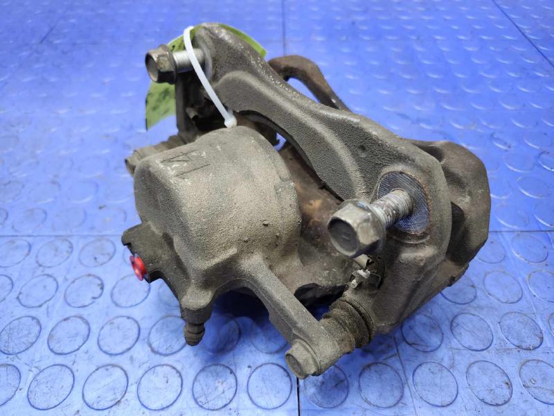 2015 Toyota Avalon Caliper