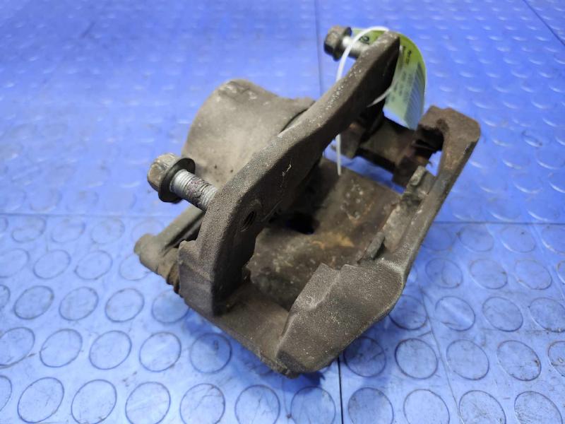 2015 Toyota Avalon Caliper