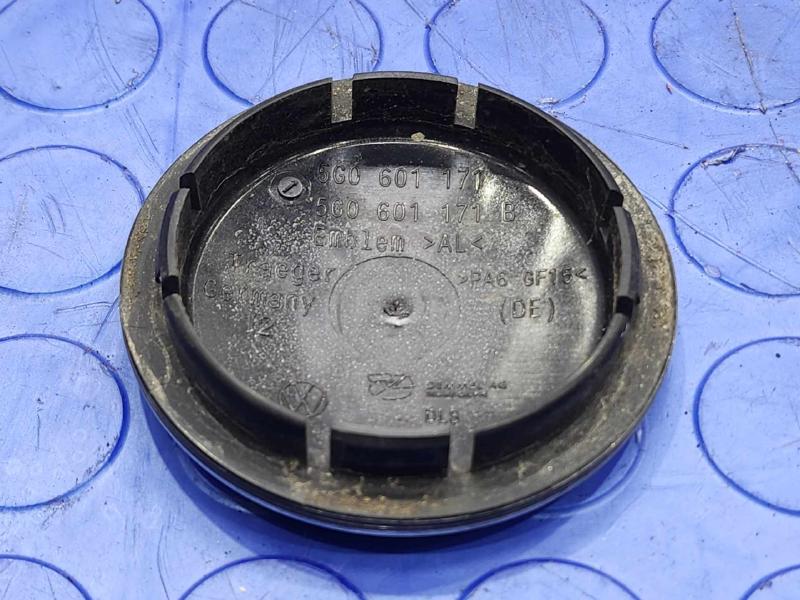 2019 Volkswagen Jetta Center Cap
