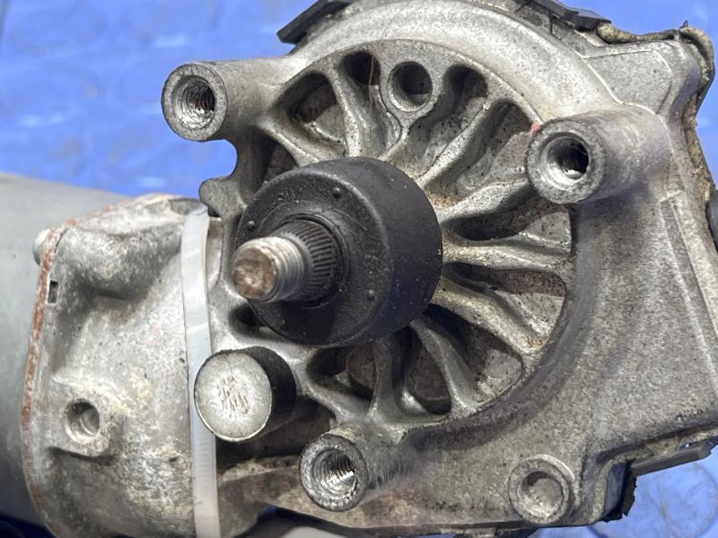 2013 Chevrolet Malibu Wiper Motor Front