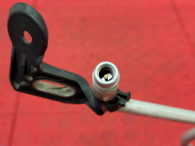 2006 BMW X3 Air Conditioner Hose