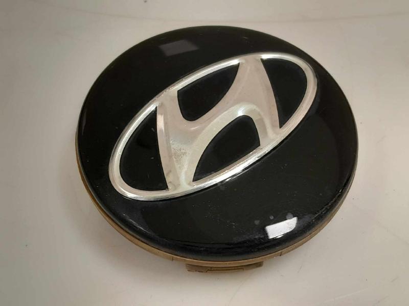 2018 Hyundai Elantra Center Cap