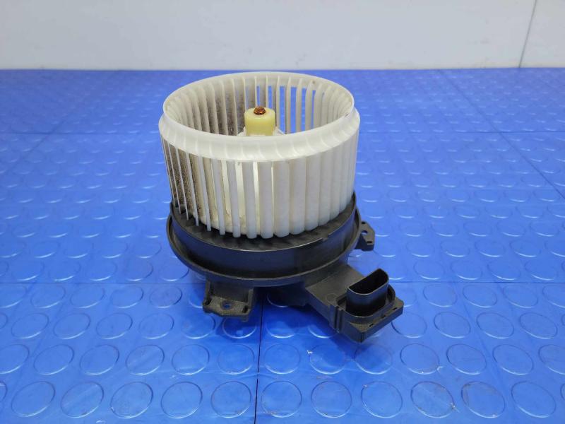 2015-2019 Hyundai Sonata Heater AC Blower Motor Assembly OEM 97113C2000
