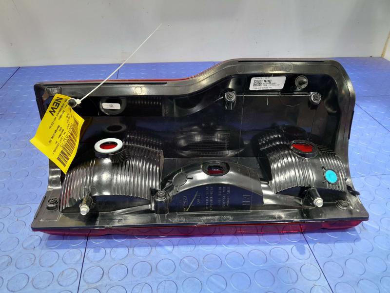 2023 Ford F-250 Super Duty Tail Light Assembly