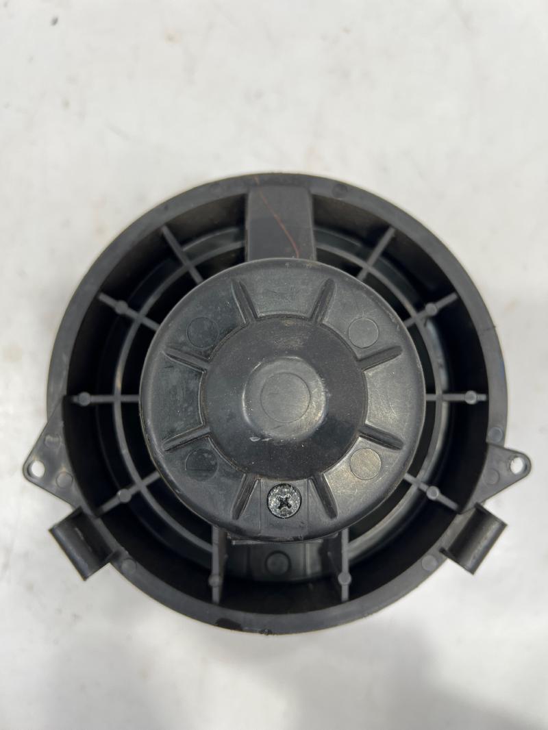 2014 - 2019 Nissan Versa Heater AC Blower Motor Assembly OEM 272263AN0A
