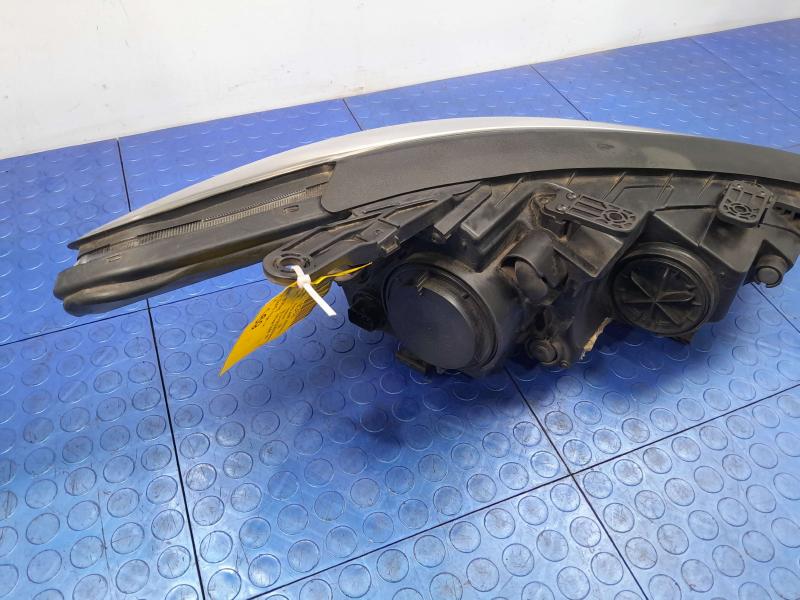 2013 Hyundai Santa Fe Headlamp Assembly
