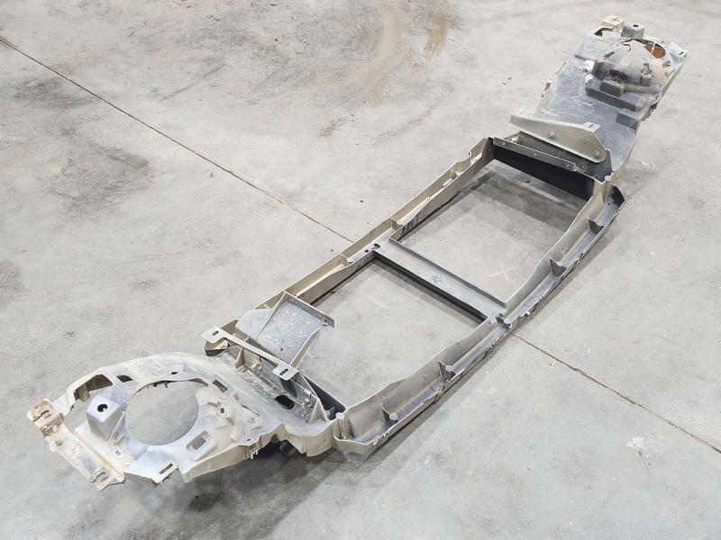 2005 Ford F-350 Super Duty Header Panel