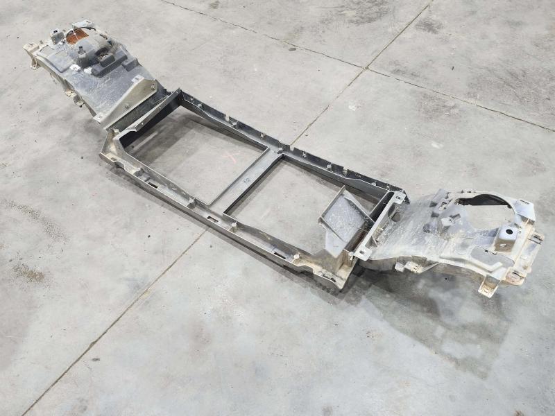 2005 Ford F-350 Super Duty Header Panel