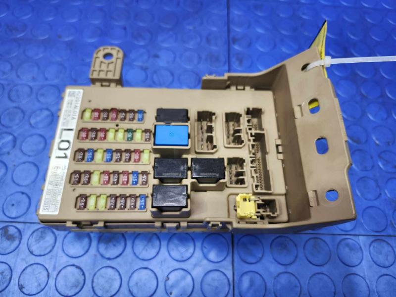 2015 Subaru Legacy Cabin Fuse Box