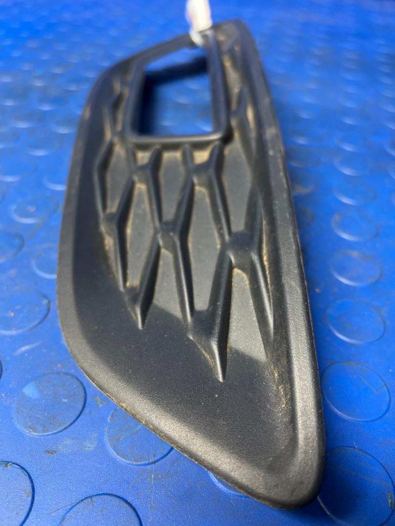 2015-2018 Ford Focus SE Lower Bumper Grille Right Passenger Side OEM FM5Z17B814AA