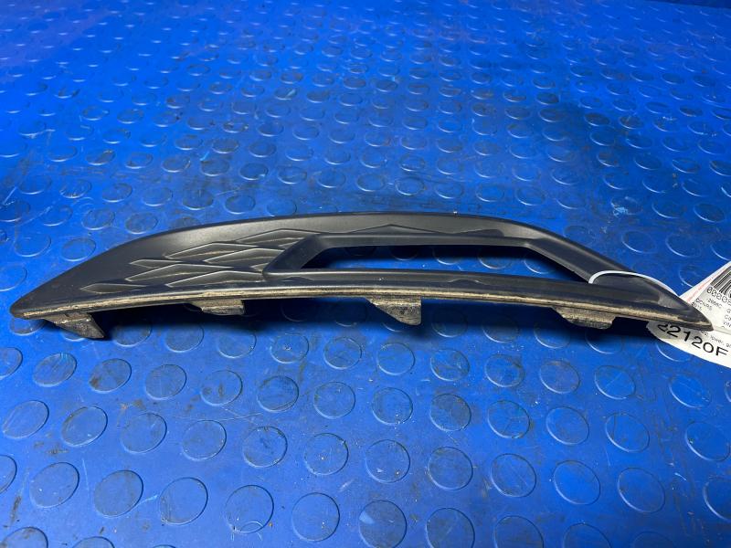 2015-2018 Ford Focus SE Lower Bumper Grille Right Passenger Side OEM FM5Z17B814AA