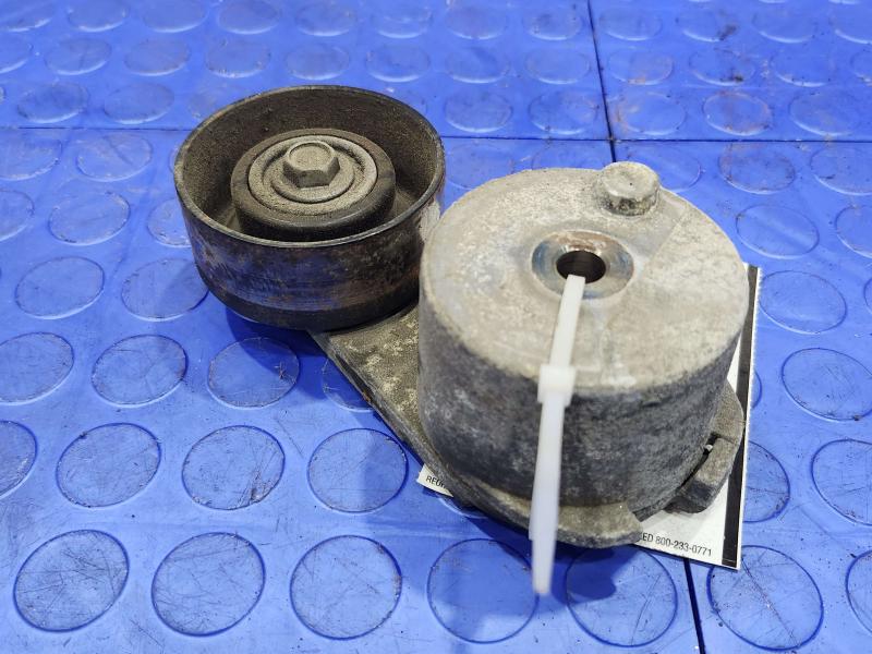 2015 GMC Yukon XL Engine Belt Tensioner
