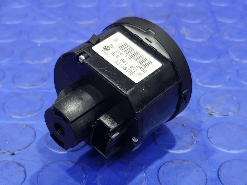 2016 Volkswagen Jetta Headlight Switch (Dash Mtd)