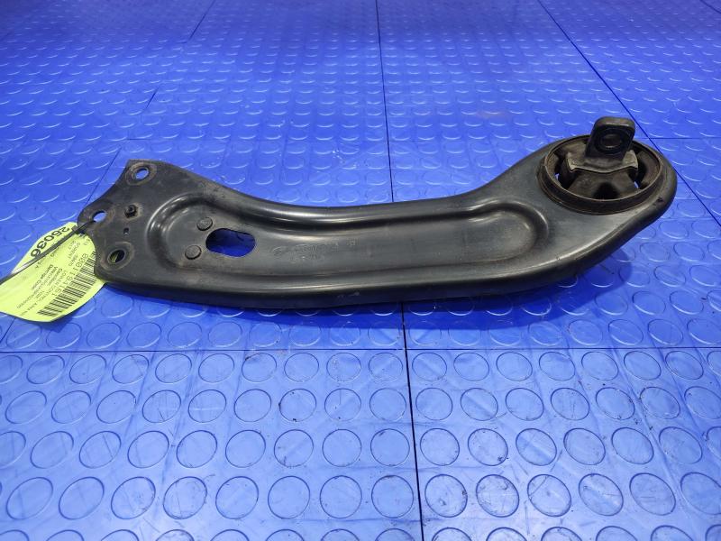 2017 Kia Sorento Lower Control Arm Rr