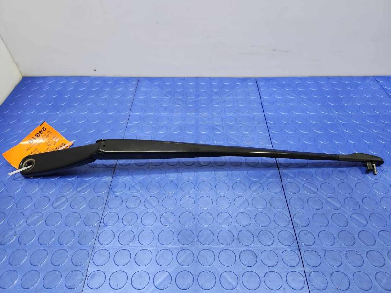 2016 BMW 528I Wiper Arm