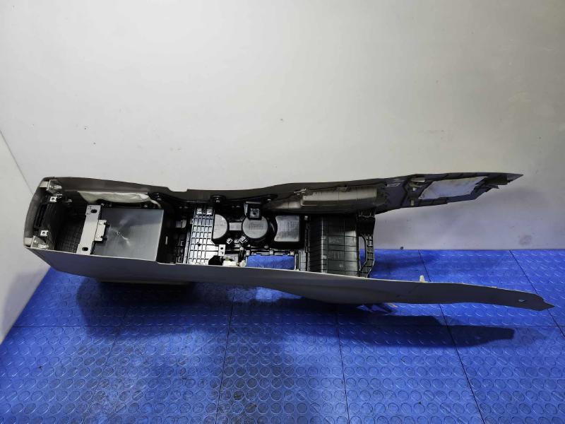 2016 Hyundai Tucson Front Console