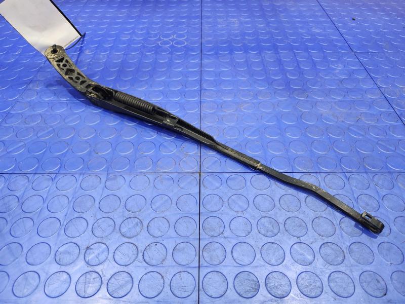 2017 Chrysler 200 Wiper Arm