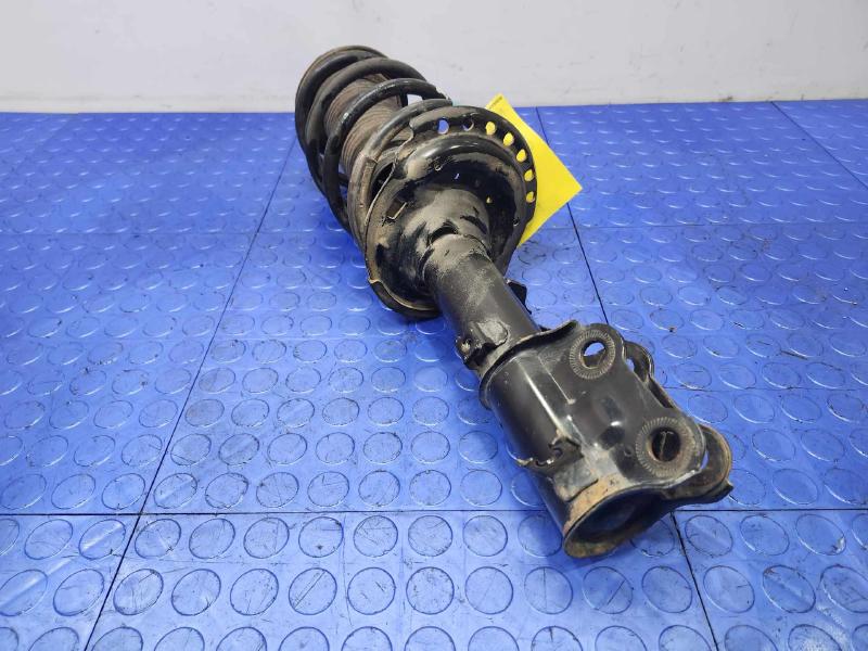 2012-2017 Hyundai Accent Front Strut Assembly Right Passenger Side OEM 546601R201,RH