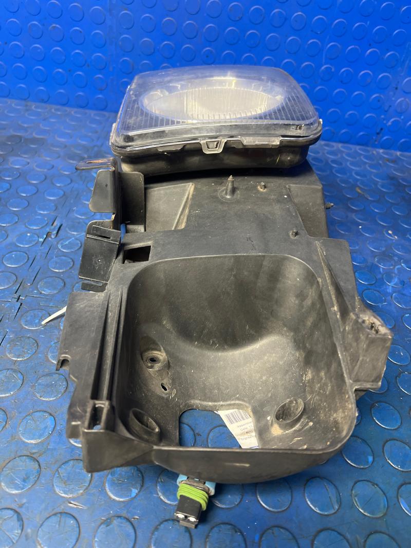 2007 Hummer H3 Headlamp Assembly