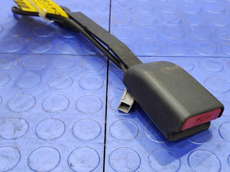 2015 Mazda Mazda6 Front Seat Belt