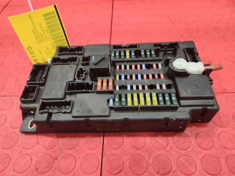 2012 MINI Cooper Countryman Cabin Fuse Box