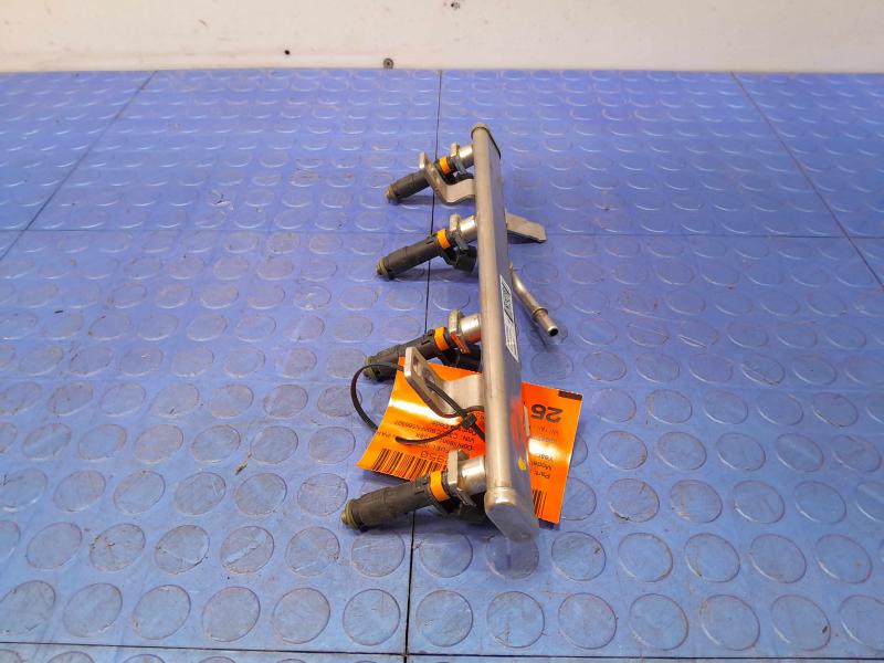 2015-2017 Chrysler 200 2.4L Fuel Rail Delivery Pipe with Injectors 4 Pcs OEM 04593986AB