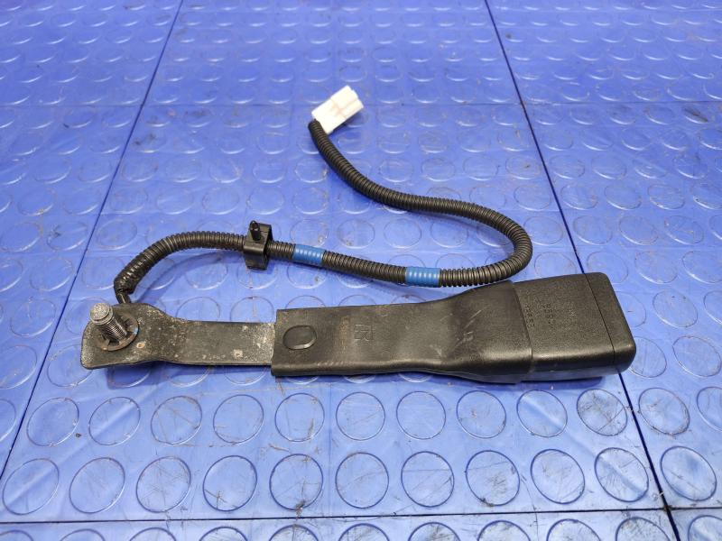 2011 Subaru Forester Front Seat Belt