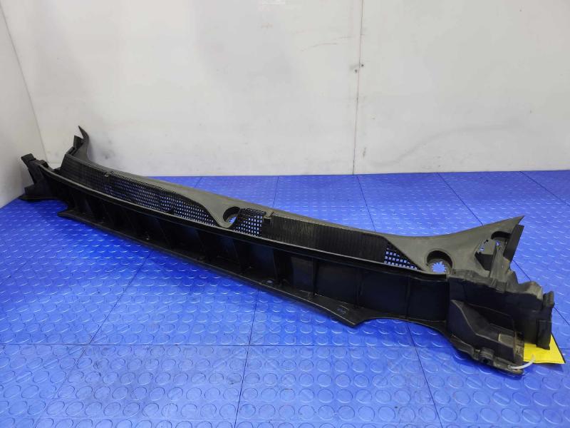 2018-2019 Cadillac XT5 Cowl Panel Cover Grille Air Inlet Genuine OEM 84729966