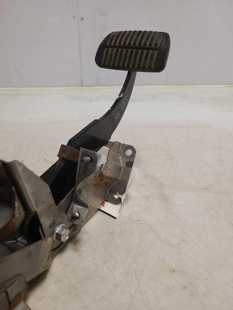 2009 - 2013 Subaru Forester Brake Pedal Assembly OEM 36012SC050