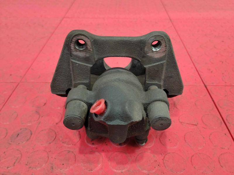 2006 BMW X3 Caliper