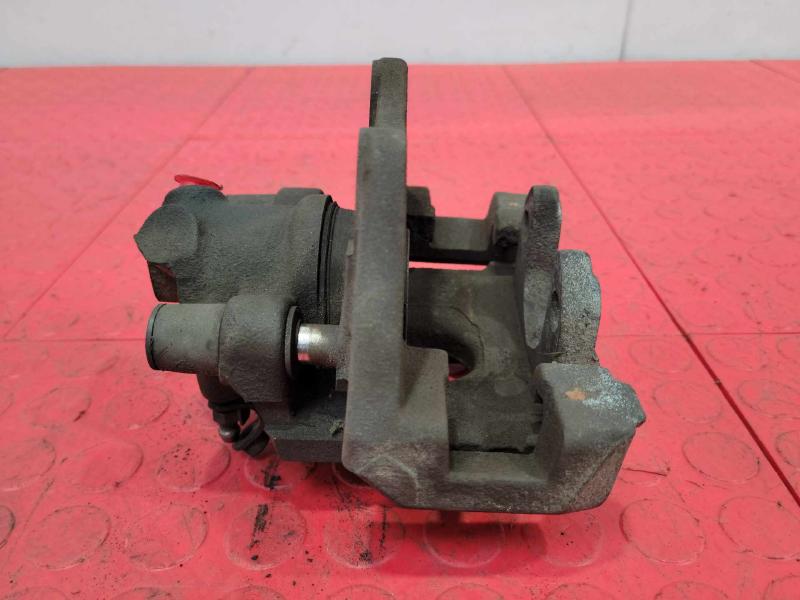 2006 BMW X3 Caliper