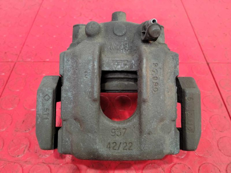 2006 BMW X3 Caliper