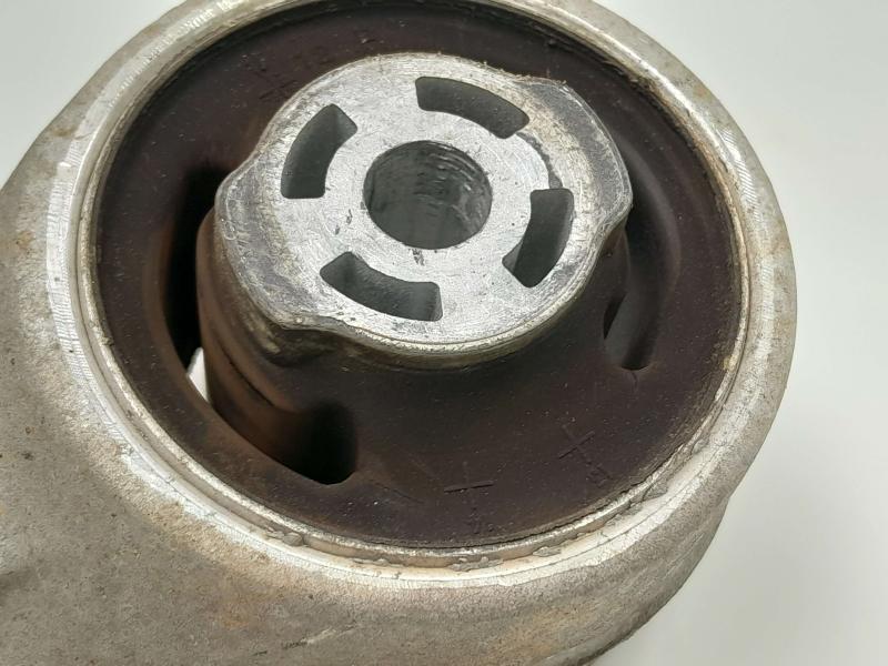 2013 Tesla Model S Lower Control Arm Front