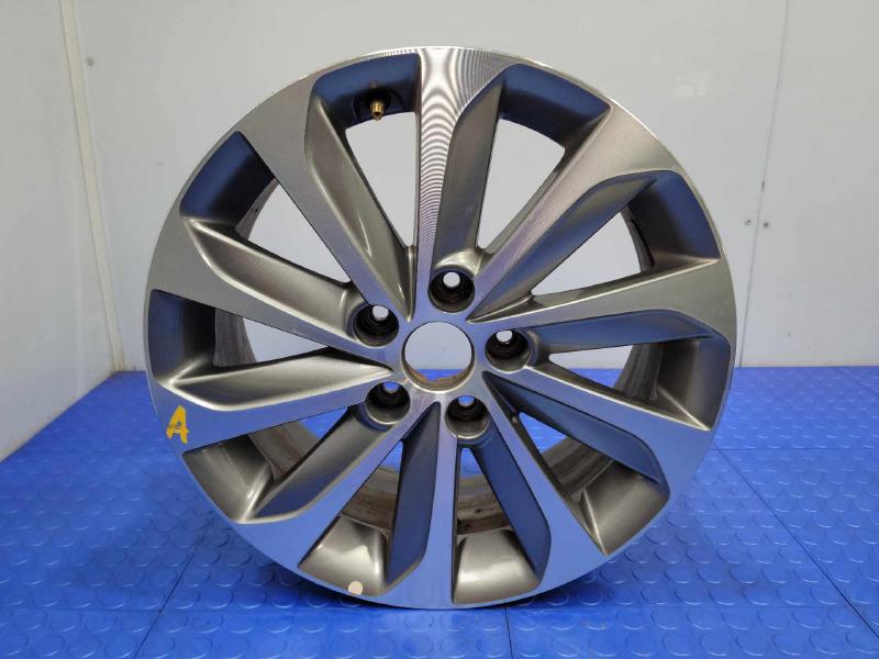 2017 Hyundai Sonata Wheel