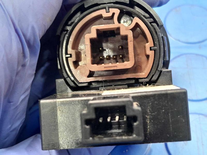 2014 Nissan Versa Ignition Switch(W/O Cyl& Key)