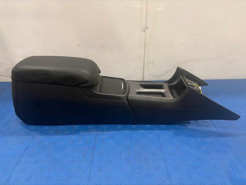 2020 Dodge Charger Front Console
