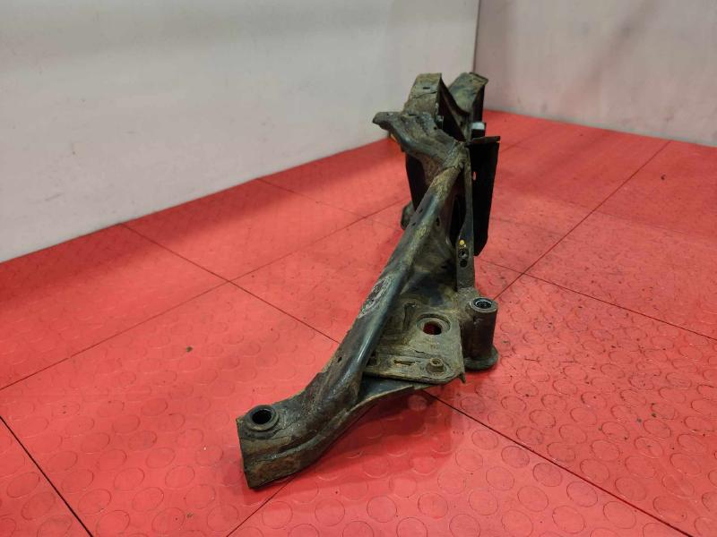 2012 MINI Cooper Countryman Crossmember/Cradle/Undercarria