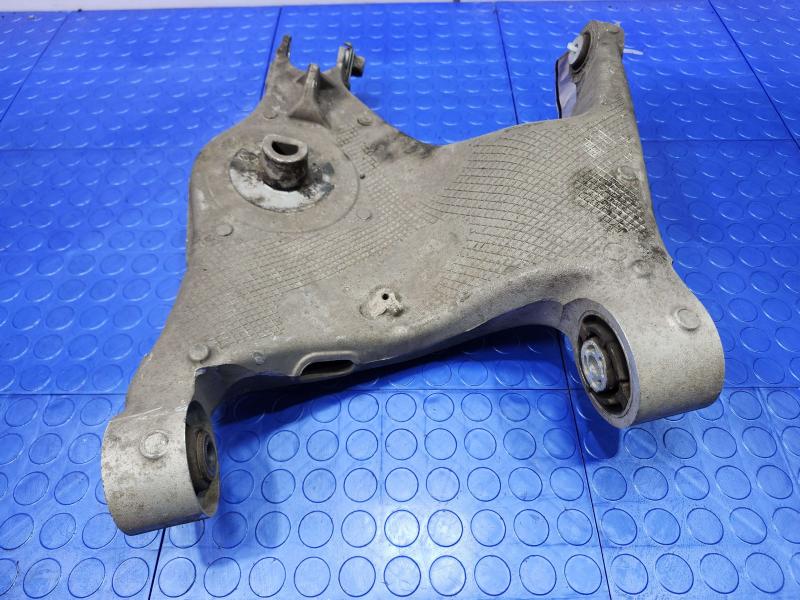2017 Jaguar XE Lower Control Arm Rr