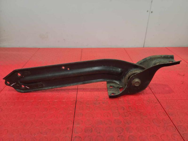 2008 Saturn Vue Lower Control Arm Rr