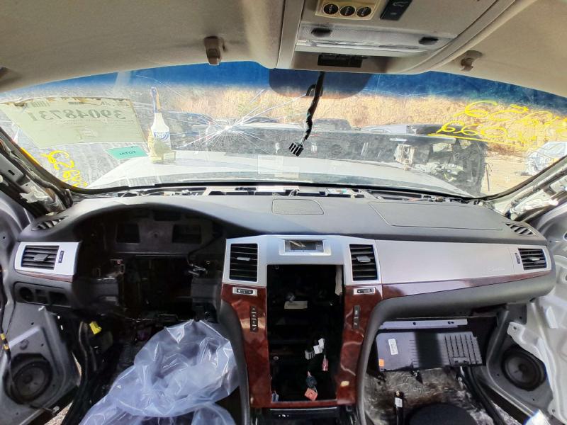 2013 Cadillac Escalade Dash Panel