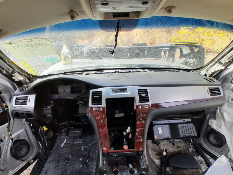 2013 Cadillac Escalade Dash Panel