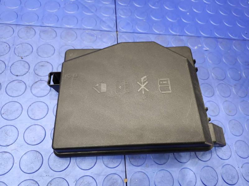 2019 Chevrolet Bolt Engine Fuse Box