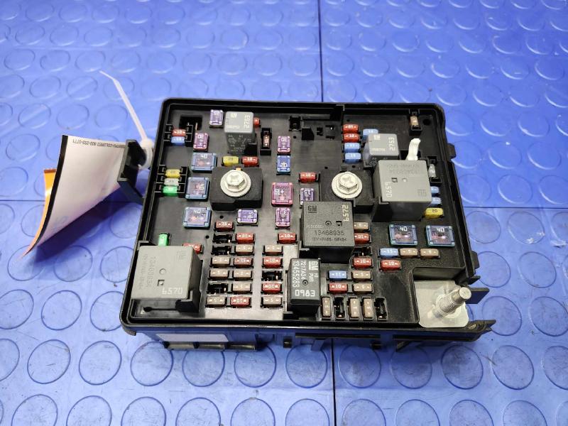 2019 Chevrolet Bolt Engine Fuse Box